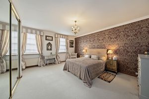 Bedroom- click for photo gallery